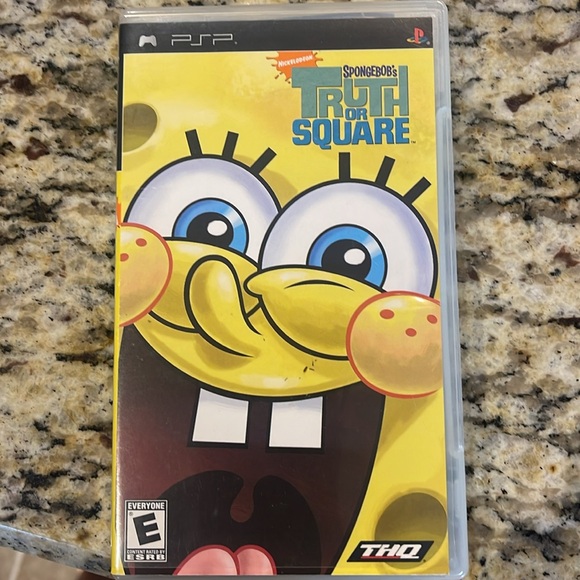 Lot of PSP movies and game - Picture 5 of 8